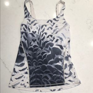 Lululemon tank top